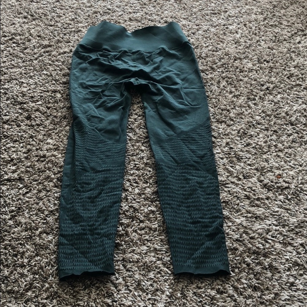 Green Fabletics Leggings